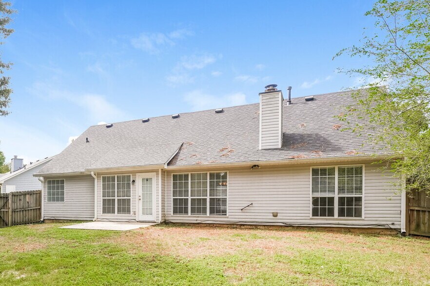 Building Photo - 40 Birchwood Ct