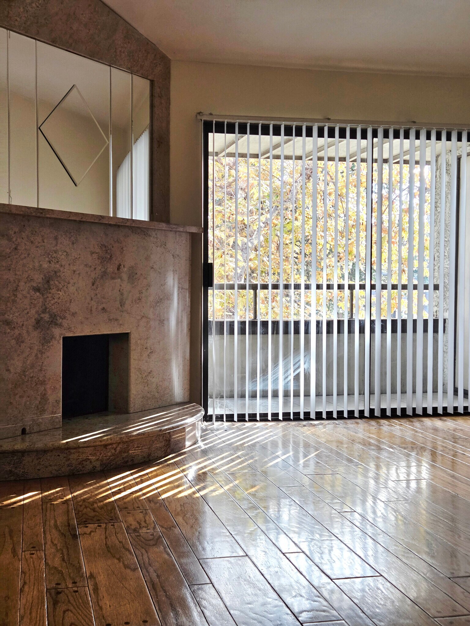 Building Photo - 15511 Sherman Way