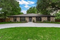 Building Photo - 1109 Linda Ln