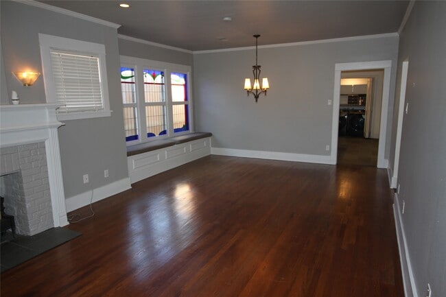 Building Photo - 1031 Fugate St