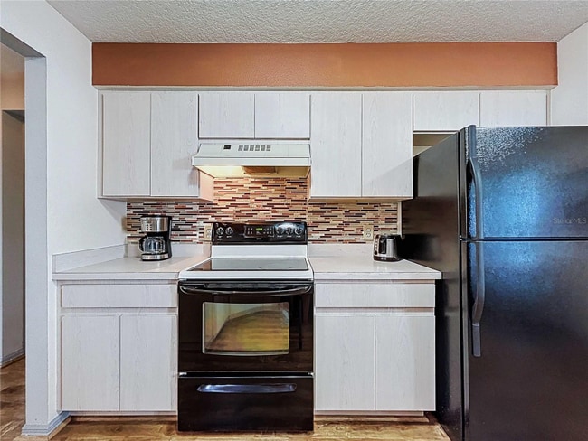 Building Photo - 7517 Savannah Ln