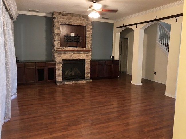 Building Photo - 10522 Angler Ct