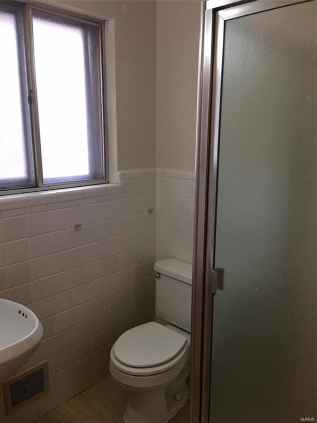 Building Photo - 4739 Butler Hill Rd