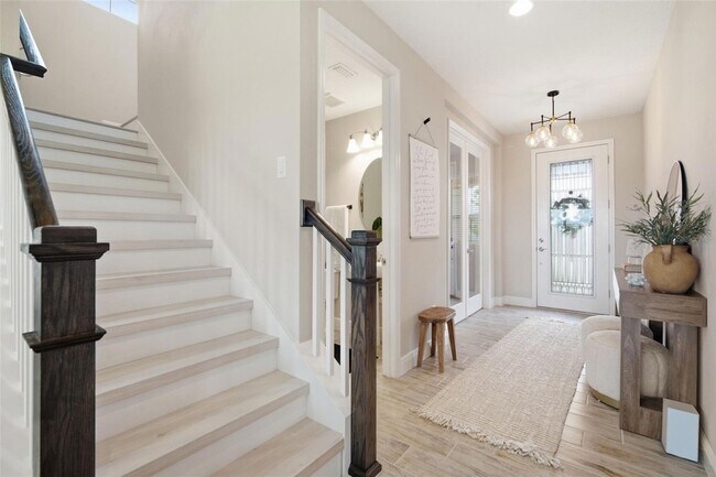 Building Photo - 6396 Roadstead Ct