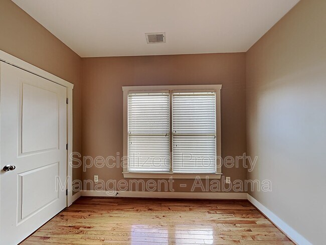 Building Photo - 2088 Eagle Ridge Dr