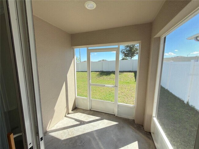 Building Photo - 1088 Zion Dr