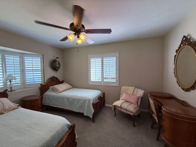 Building Photo - Fully Furnished 4-Bedroom Home in Bay Park...