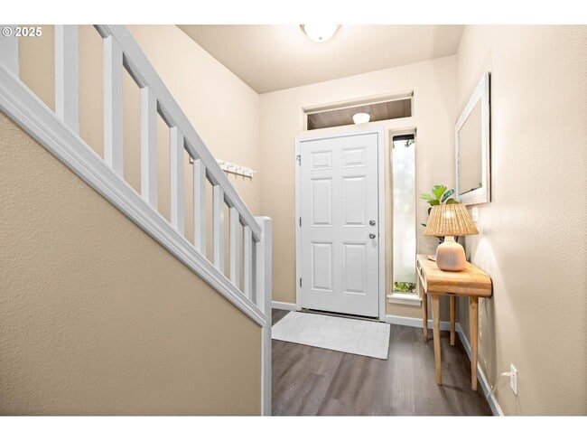 Building Photo - Evergreen Park Townhouse