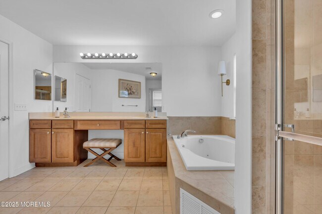 Building Photo - 12 Wintergreen Ct