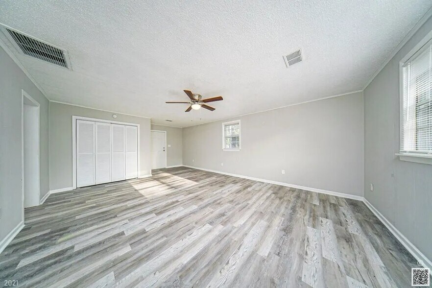 Building Photo - 308 Butler St