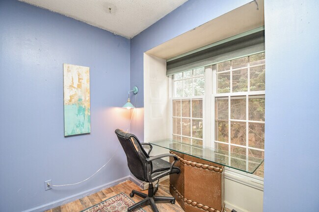 Building Photo - 2904 W 33rd St