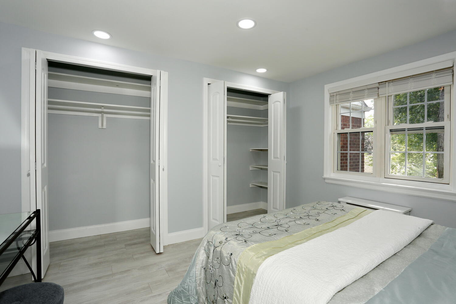 Building Photo - 100 Huguenot Ave