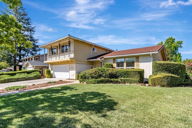 Building Photo - Stunning Updated Home in Almaden Valley
