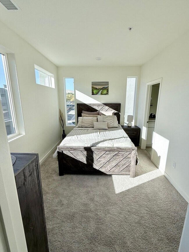 Building Photo - Elegant Riverside Escape — New Townhome St...