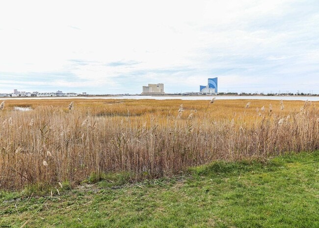 Building Photo - 12 Gull Cove