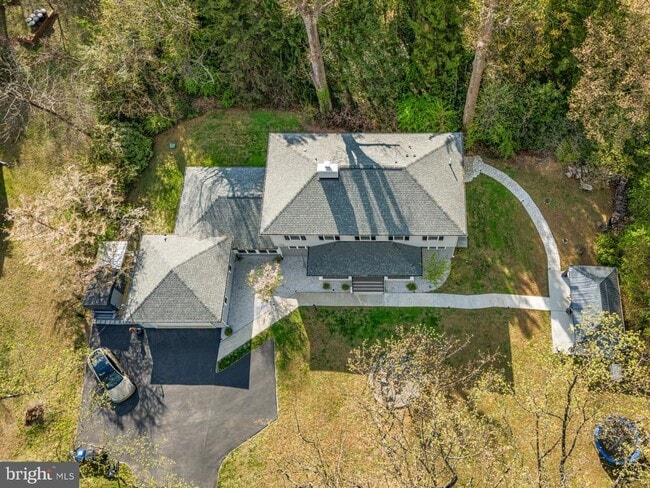 Building Photo - 3803 Estel Rd