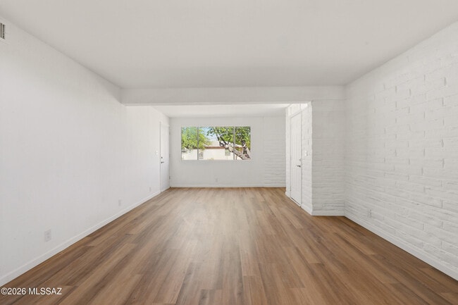 Building Photo - 3402 E 27th St