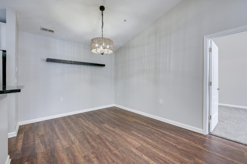 Building Photo - 1695 Berrancher Dr