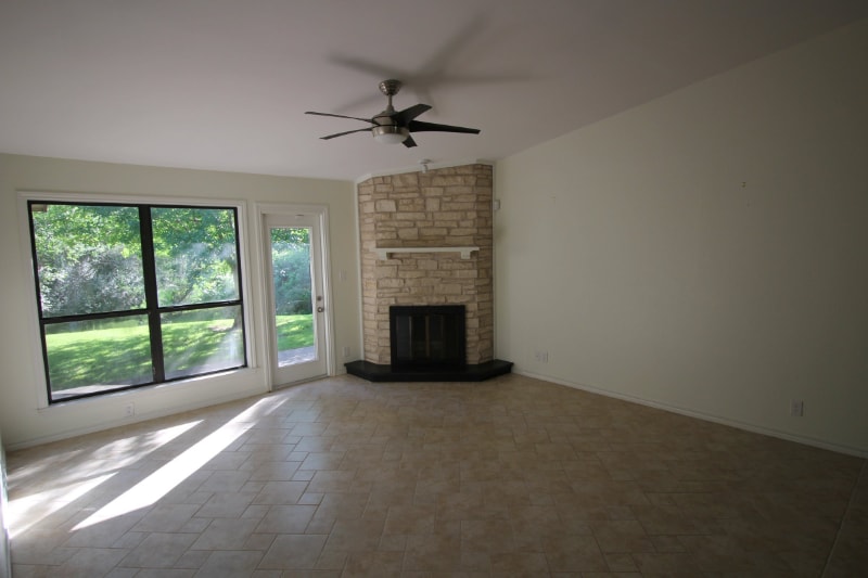 Building Photo - 3617 Doe Trl