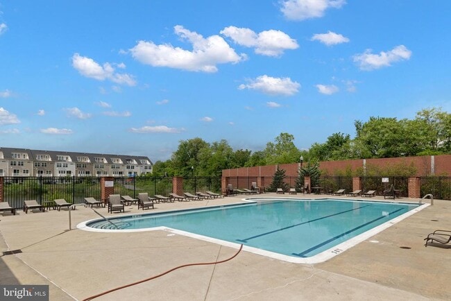 Building Photo - 7207 Barrberry Ln