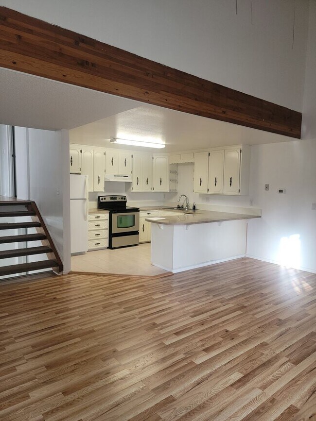 Building Photo - 12121 105th Ave Ct E