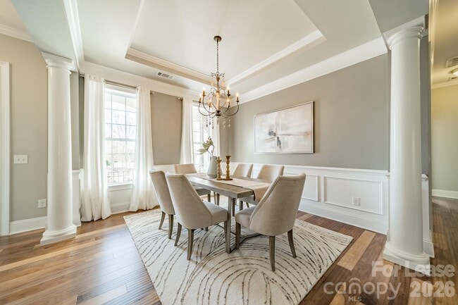 Building Photo - 15016 High Bluff Ct