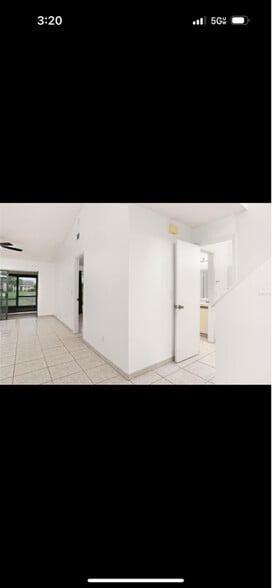 Building Photo - 15 Silver Park Cir