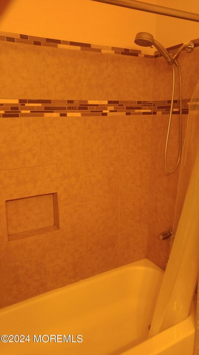 Building Photo - 48 Rodhos St