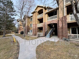 Building Photo - 1631 W Canal Cir