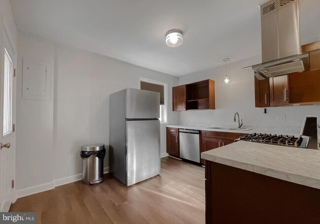 Building Photo - 18937 McKays Cove Ln