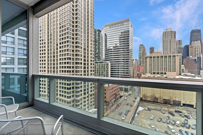 Building Photo - 403 N Wabash Ave