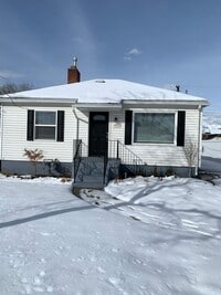 Building Photo - 4 Bedroom House in SLC for Rent!