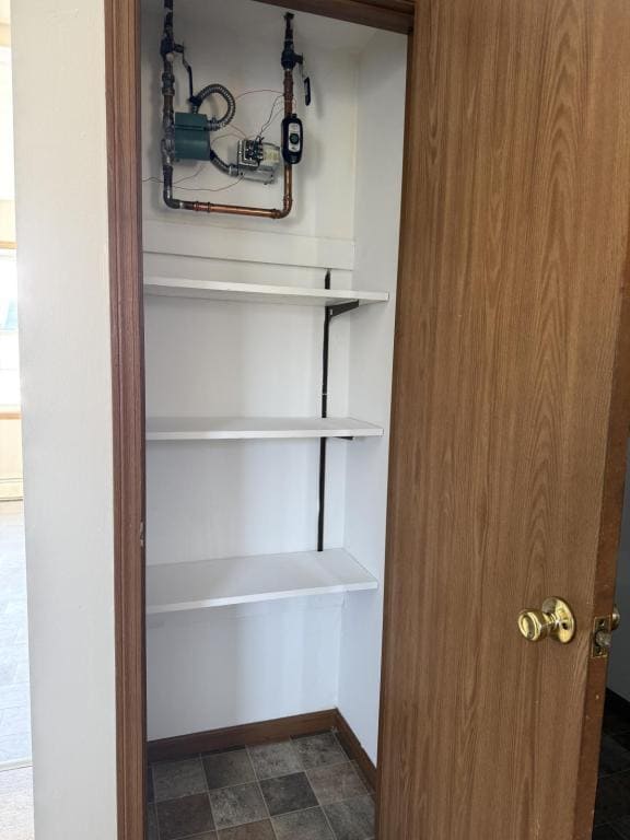 Building Photo - 2034 Portage Rd