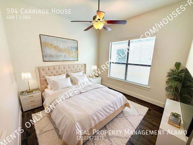 Building Photo - 594 Carriage House