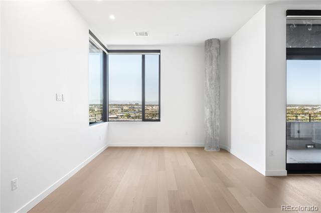 Building Photo - 3520 Chestnut Pl