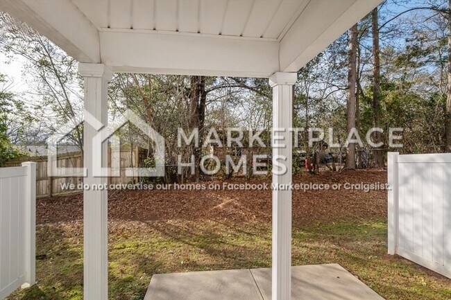 Building Photo - 152 Downsbury Rd