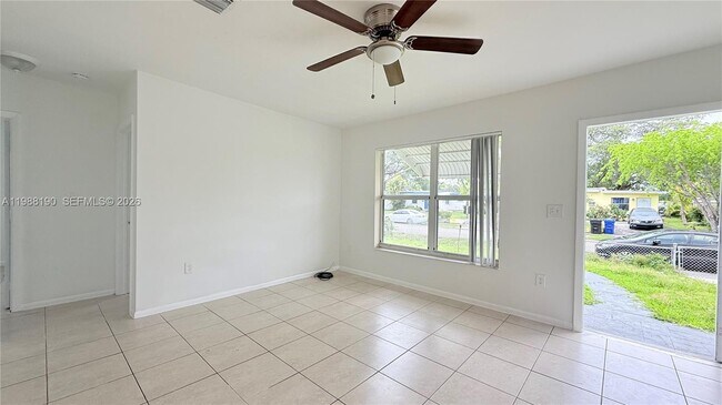 Building Photo - 1411 NE 155th Terrace