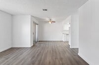 Building Photo - Regency Heights