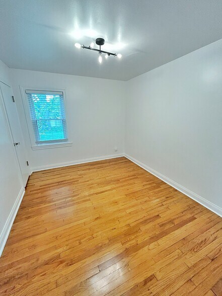 Building Photo - 2915 Molter Ct