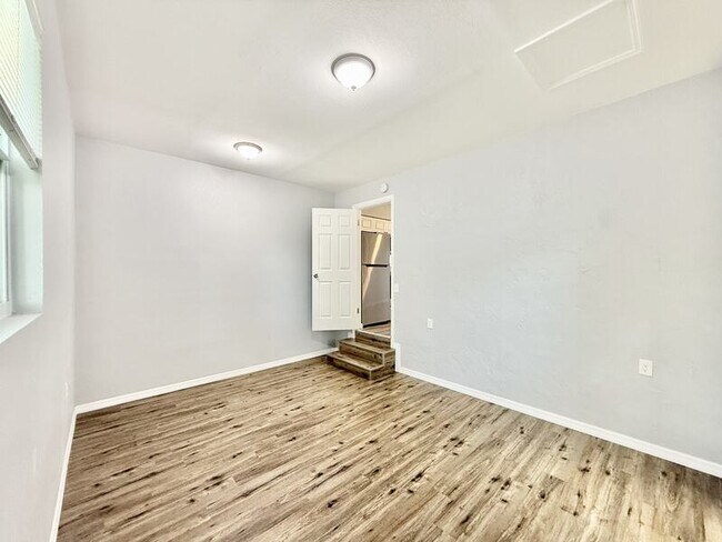 Building Photo - 4091 58th Ave