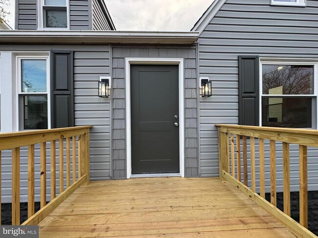 Building Photo - 9135 CUCKOLD Rd