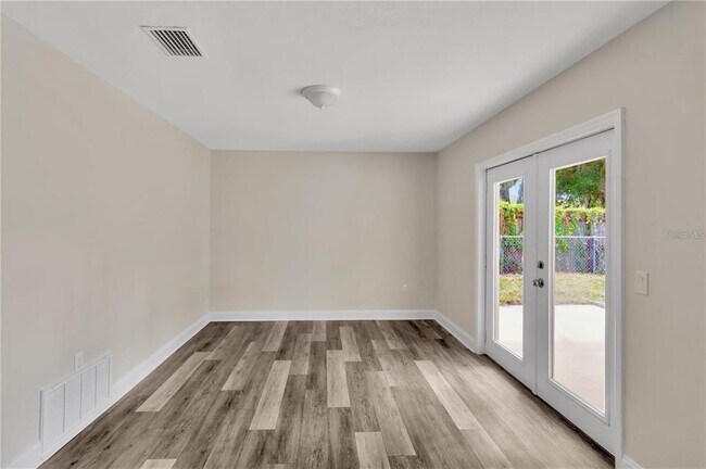 Building Photo - 3508 Westfield Dr