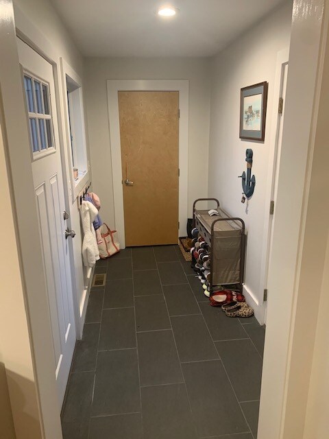 Mud Room Entrance - 51 Glen Rd