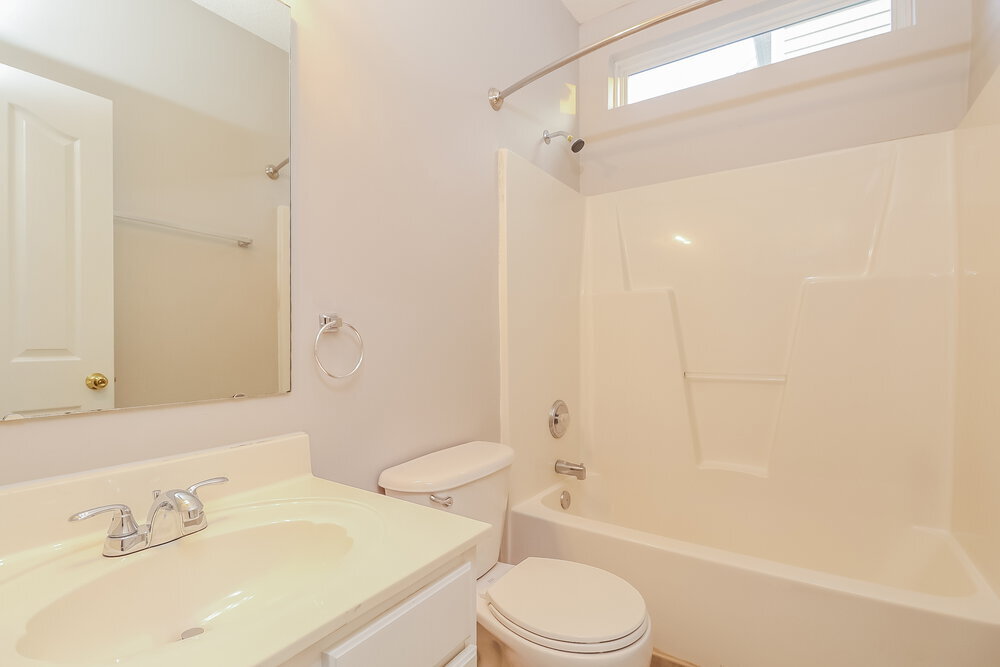 Building Photo - 15541 De Havilland Dr