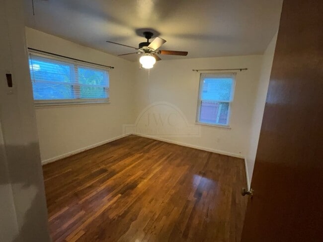 Building Photo - 1104 S 23rd St