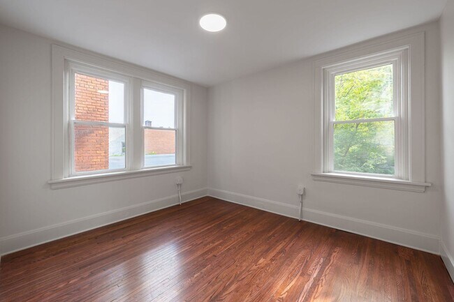 Building Photo - Coming Soon: Newly renovated 2BR Apartment...