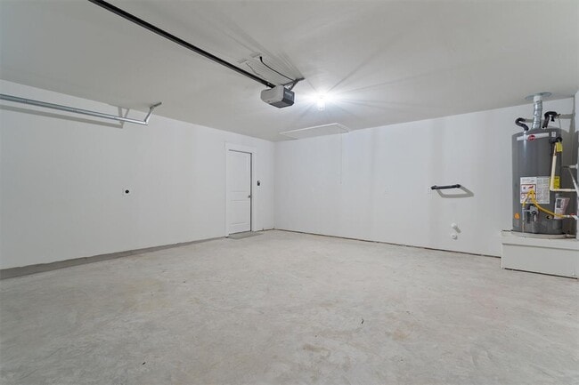 Building Photo - 15204 Purple Drop Cv