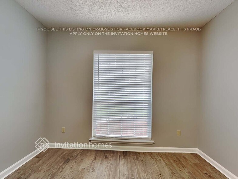 Building Photo - 479 Baybrook Dr
