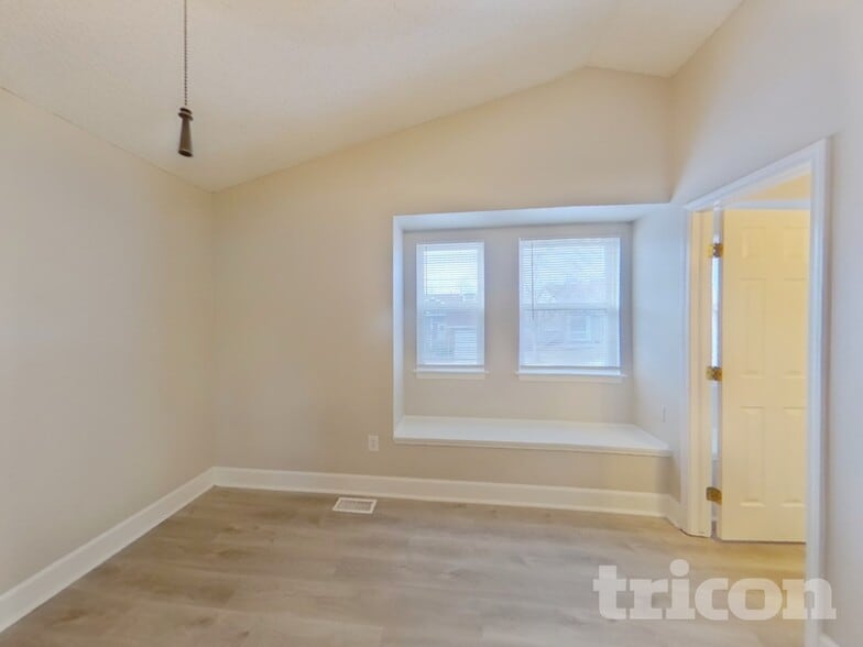 Building Photo - 3460 Cedarhurst Way