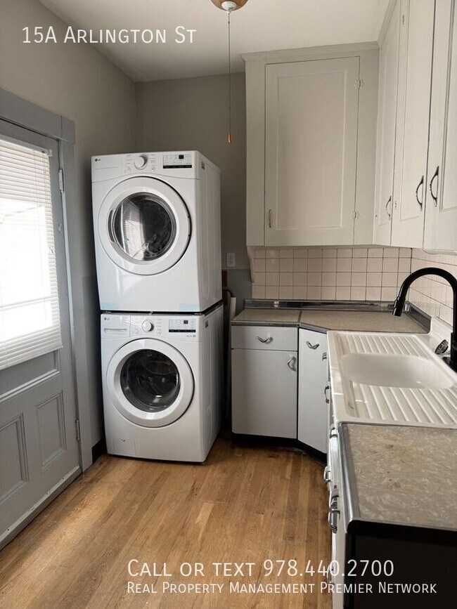 Building Photo - 15 Arlington St